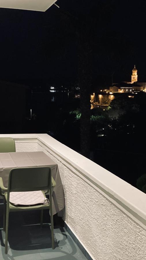 Apartment Tomic Krk Крк Экстерьер фото